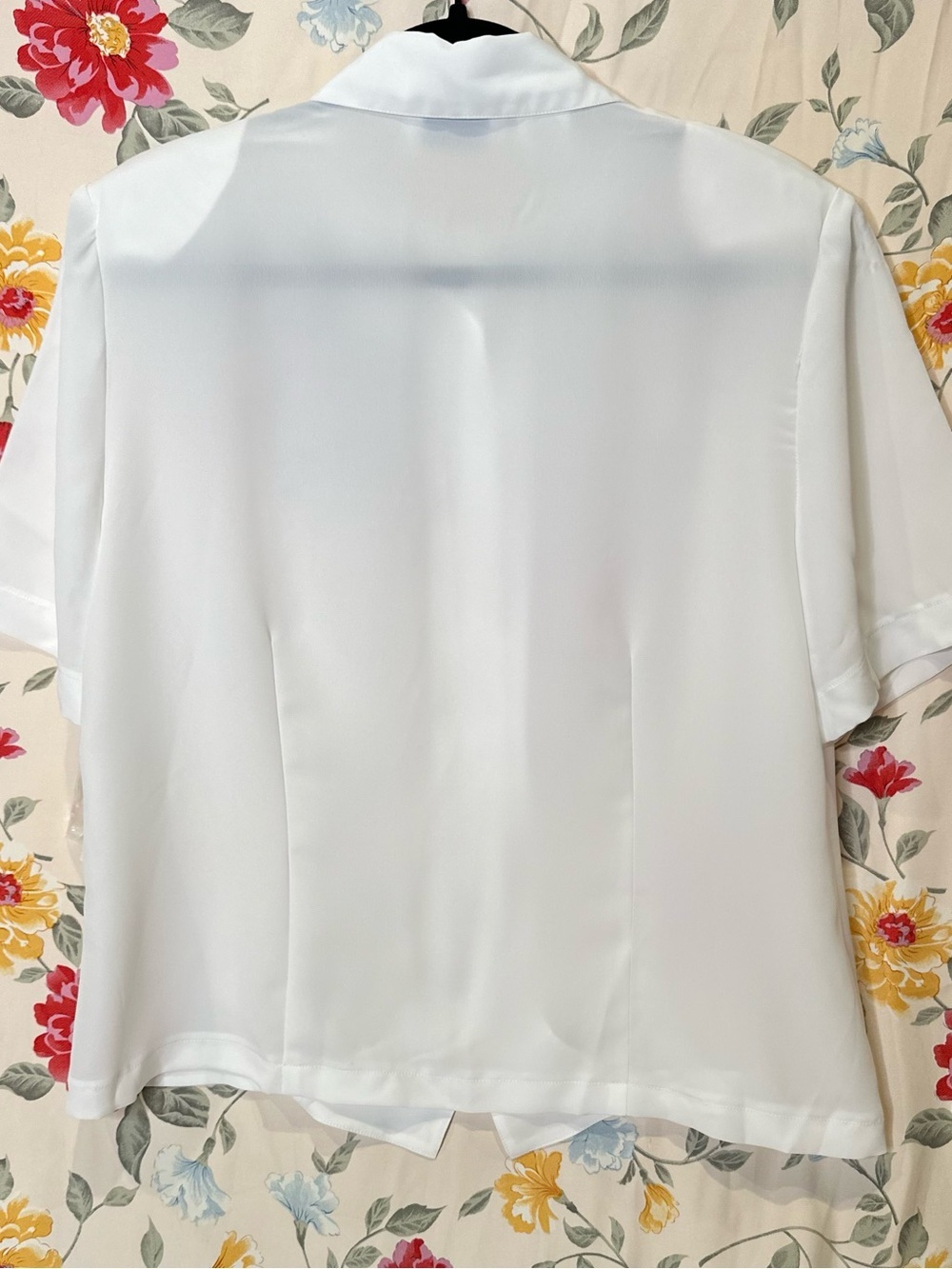 KATHY CHE NWT VINTAGE 90s EMBROIDERED FLORAL EMBELLISHED PEARL BUTTON UP BLOUSE - Picture 5 of 7
